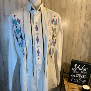 Tuxedo shirt with a beautiful handmade twist. Size M (32-33).